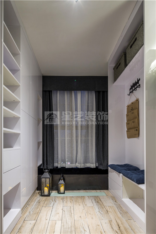 鳳嶺一號120平現(xiàn)代簡約玄關(guān)裝修設計效果圖