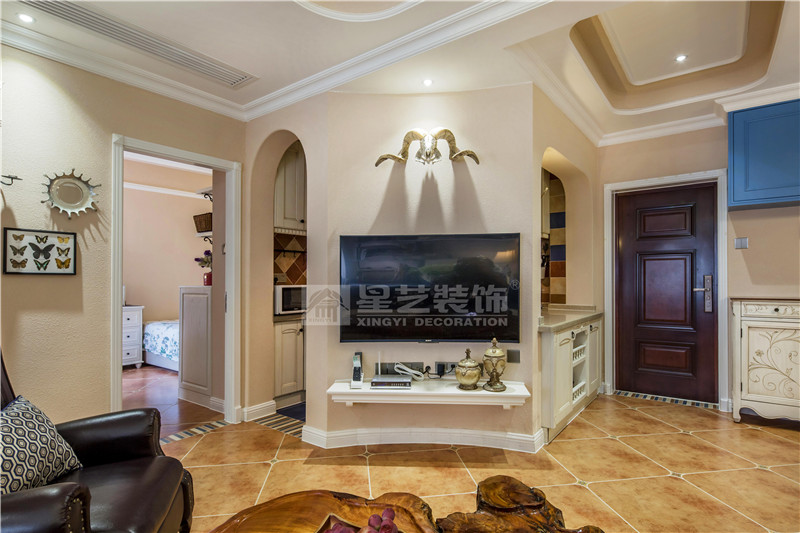 鳳嶺山語城89平美式地中?？蛷d裝修實景圖