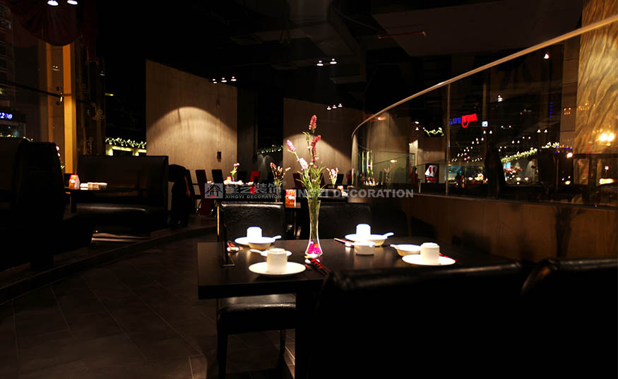 香江匯時尚餐廳2000平用餐區(qū)裝修設計實景圖