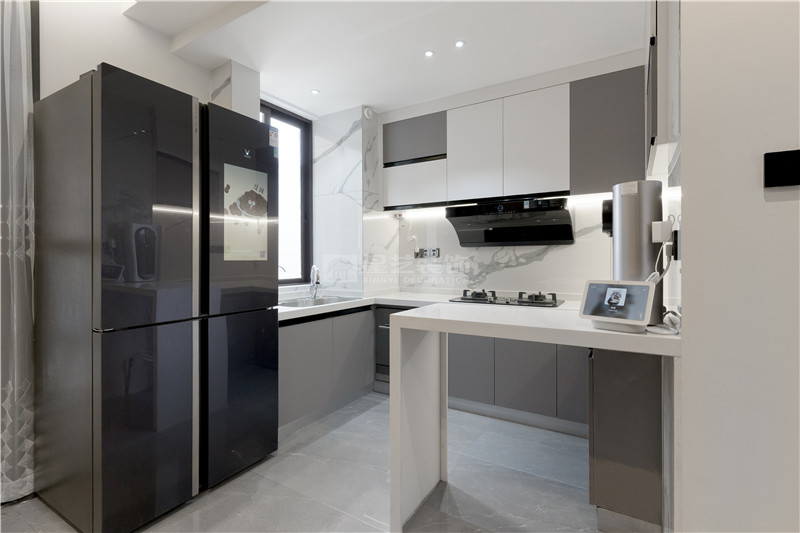 廣源大都會120平廚房裝修實景圖