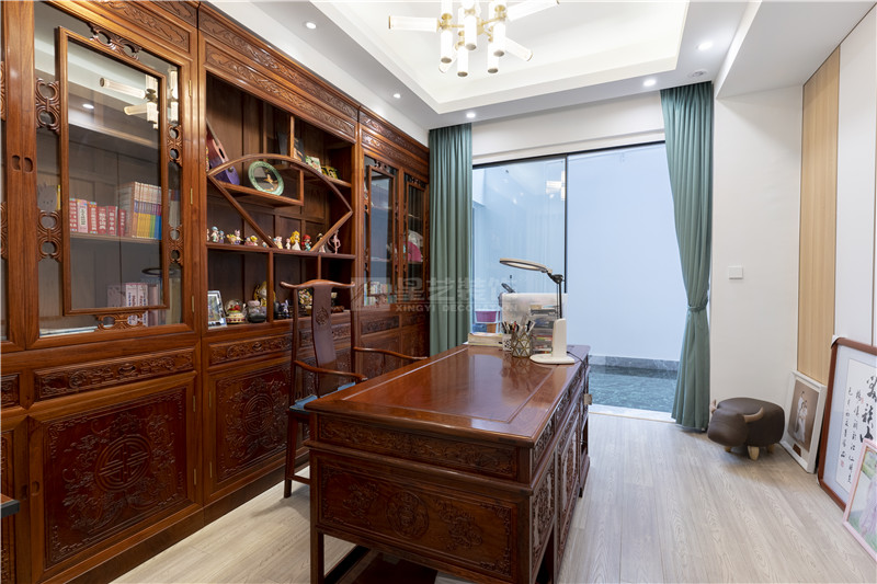 招商境界 450平別墅書(shū)房裝修實(shí)景圖