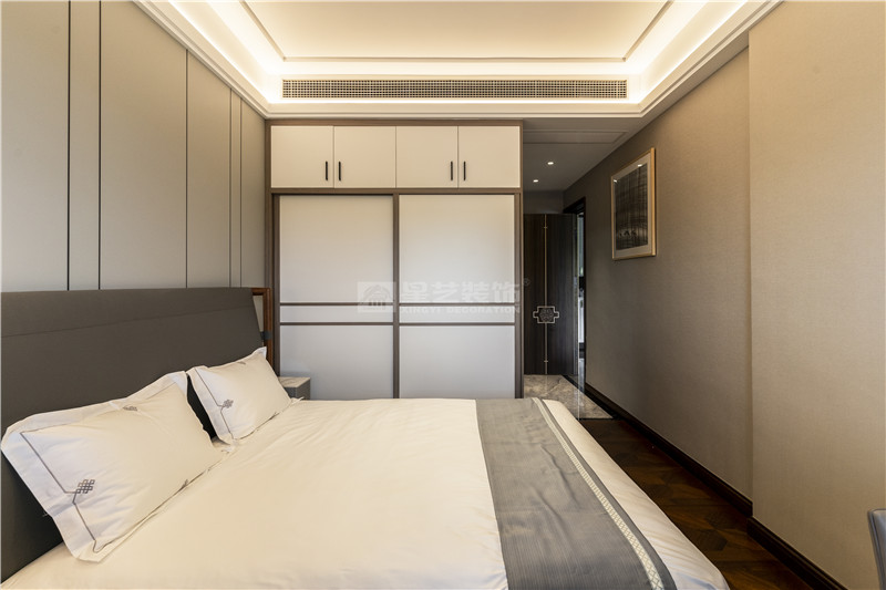 青山府 200平臥室裝修實(shí)景圖