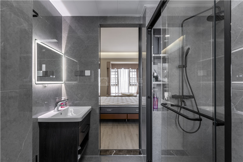 三祺和順園140平衛(wèi)生間裝修實(shí)景圖