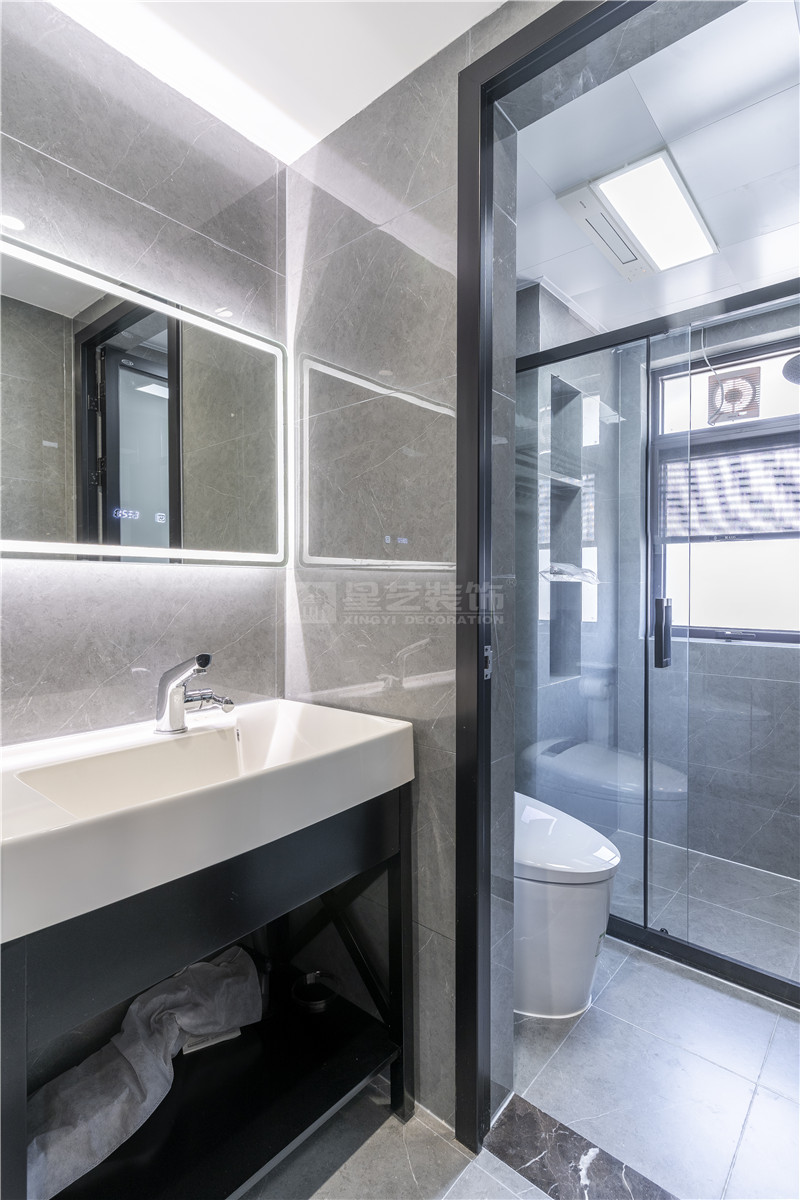 三祺和順園140平衛(wèi)生間裝修實(shí)景圖
