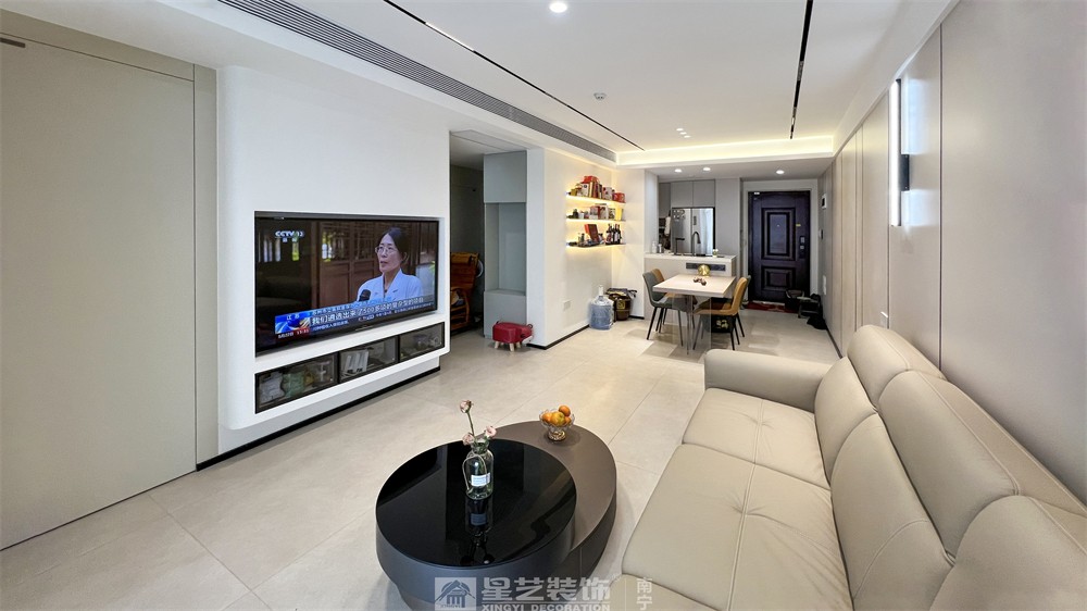 錦繡銘城80平現代簡約客廳裝修完工實景