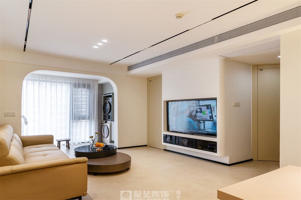 錦繡銘城80平現代簡約客廳裝修完工實景