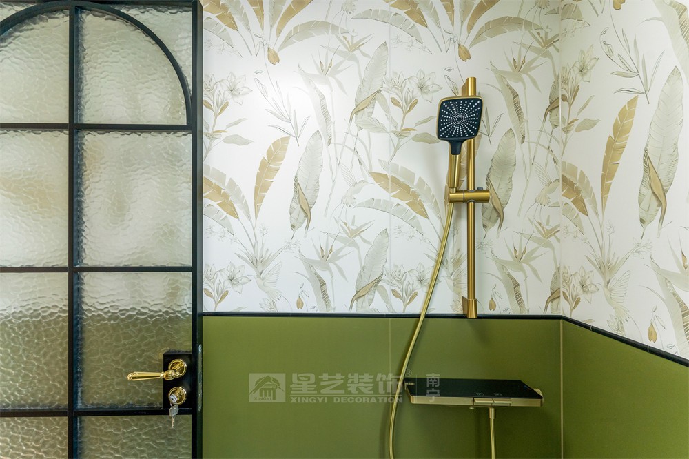 星海銀沙100平中古風(fēng)衛(wèi)生間裝修實景