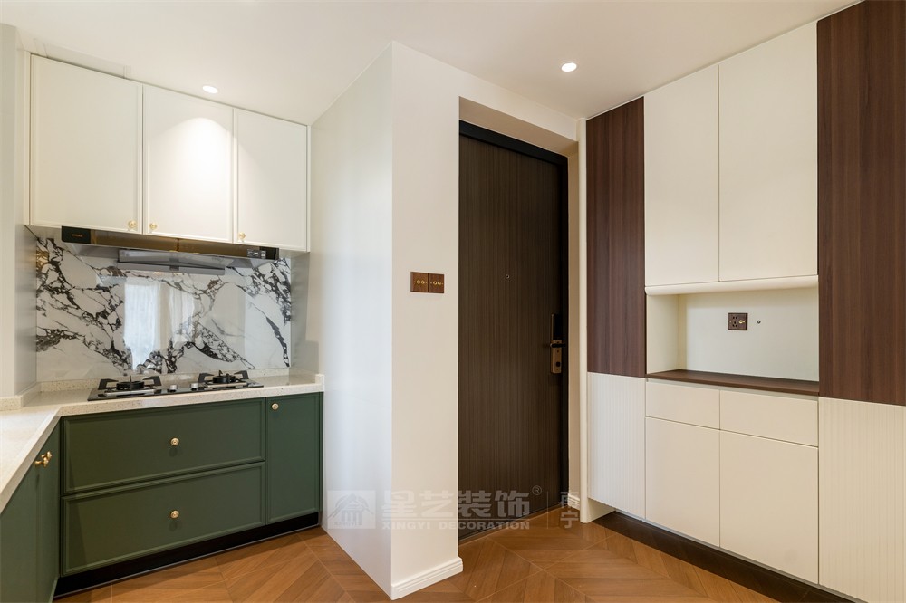 星海銀沙100平中古風(fēng)廚房裝修實景