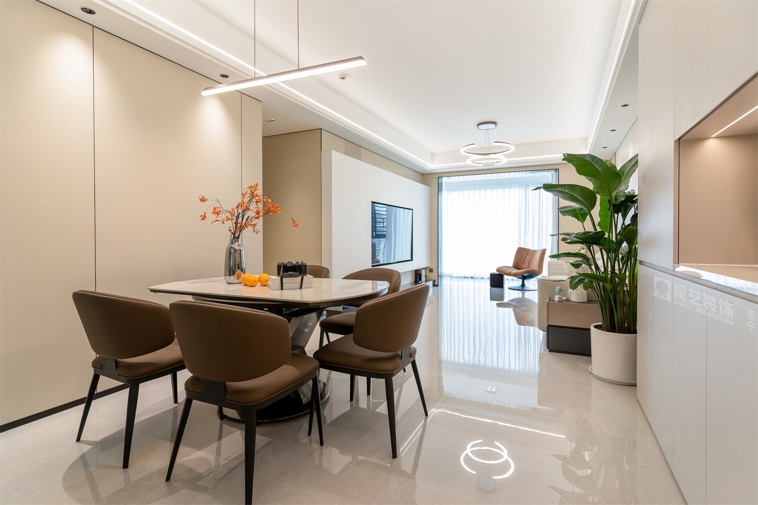 華潤(rùn)西園悅府118平現(xiàn)代簡(jiǎn)約餐廳裝修完工實(shí)景圖