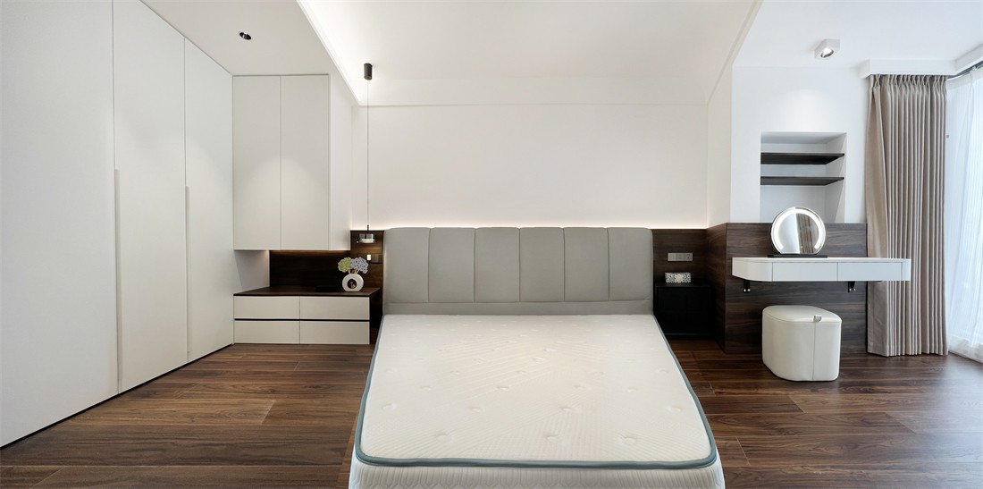 建發(fā)央著140平現(xiàn)代風(fēng)格臥室裝修完工實景