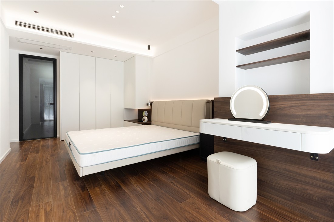 建發(fā)央著140平現(xiàn)代風(fēng)格臥室裝修完工實景