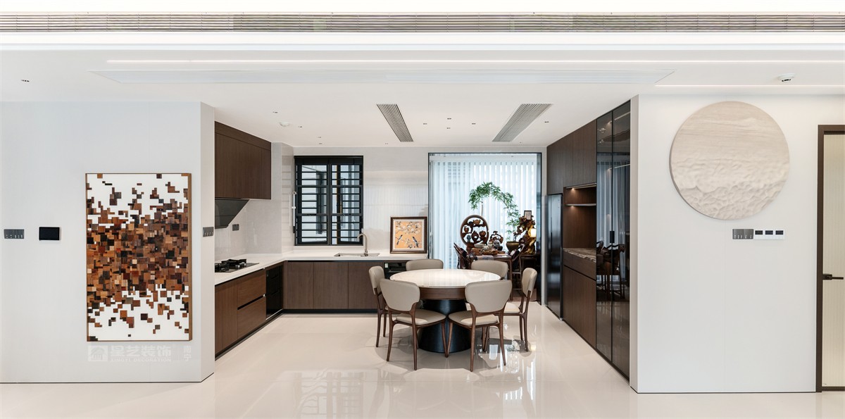 華潤西園潤府143平意式輕奢餐廳裝修完工實(shí)景圖