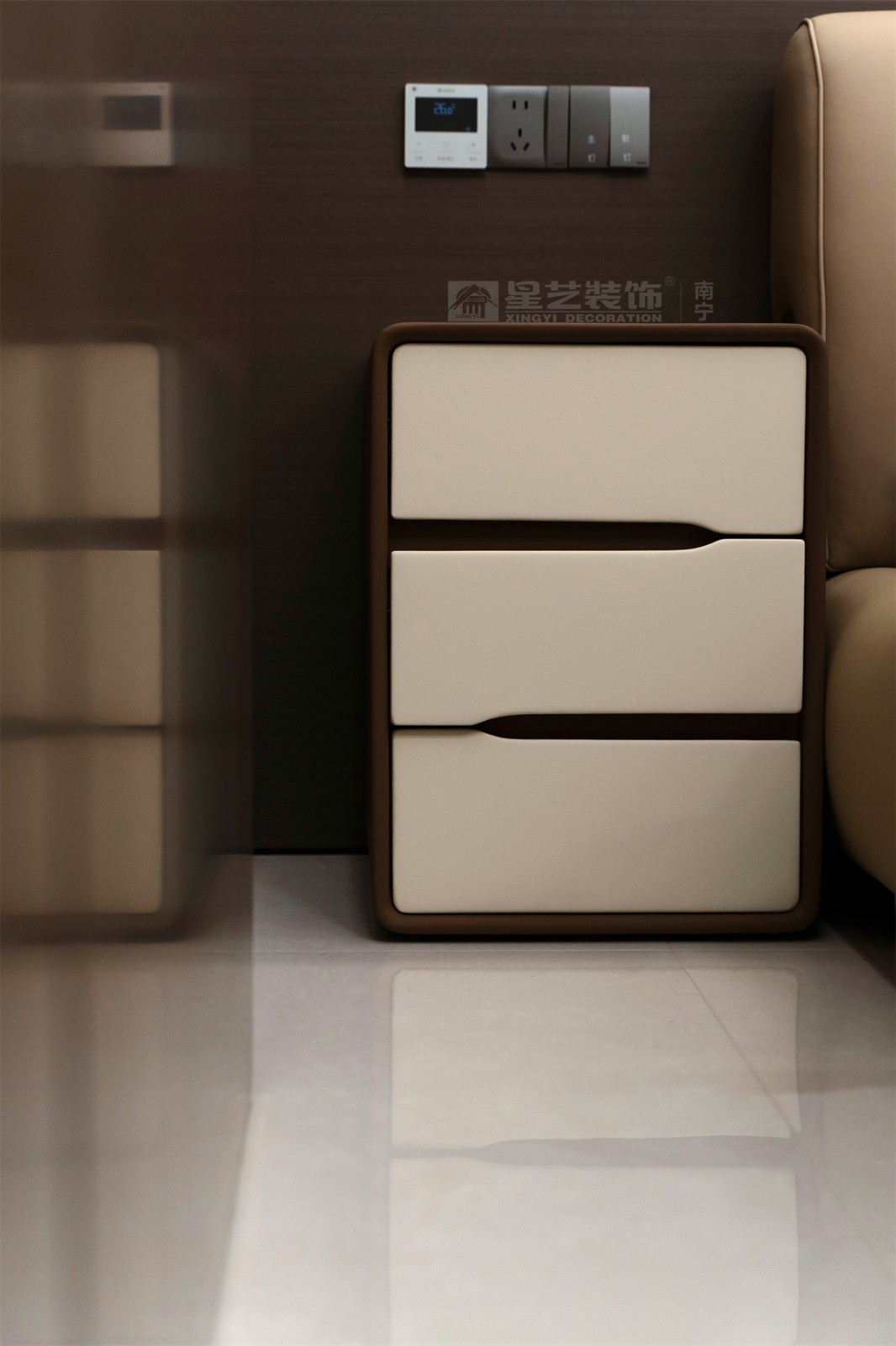 華潤西園潤府143平意式輕奢衣帽間裝修完工實(shí)景圖