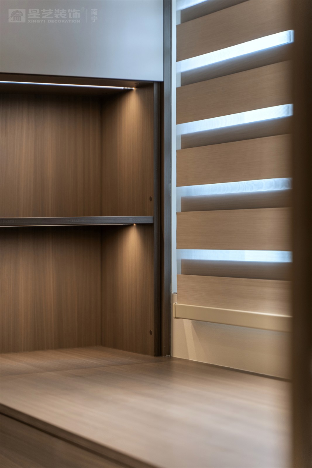 華潤西園潤府143平意式輕奢衣帽間裝修完工實(shí)景圖