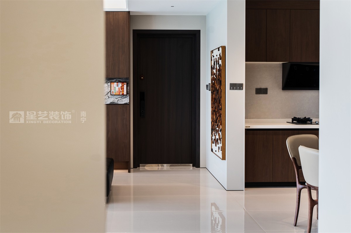 華潤西園潤府143平意式輕奢入戶裝修完工實(shí)景圖