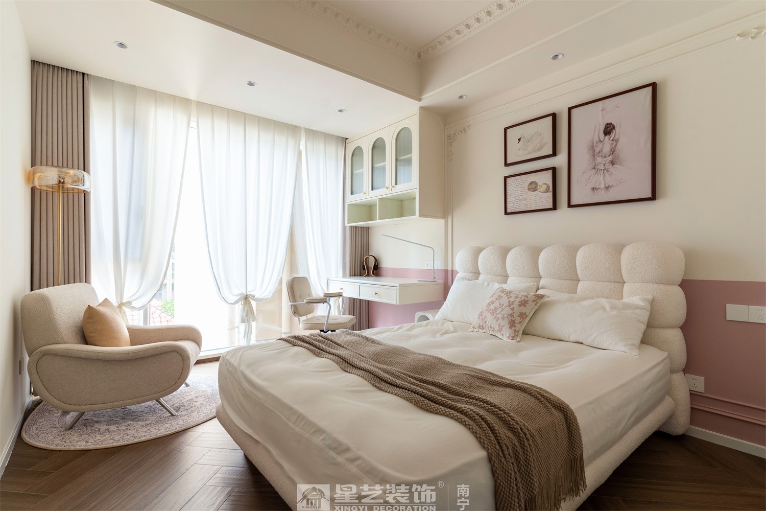 湖畔書院150平法式中古風(fēng)衛(wèi)臥室裝修完工實(shí)景圖