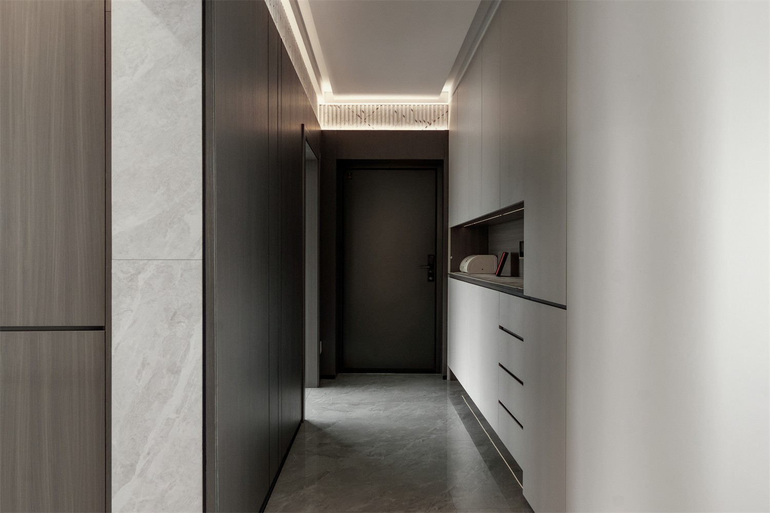 華發(fā)國(guó)賓壹號(hào)140平現(xiàn)代輕奢入戶裝修完工實(shí)景圖