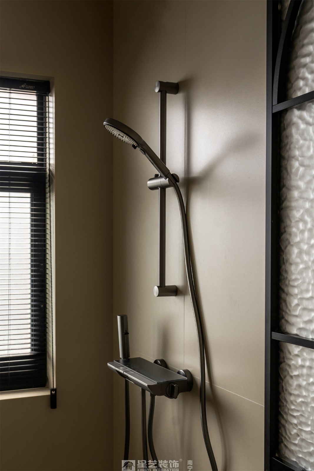 湖畔書院150平法式中古風(fēng)衛(wèi)生間裝修完工實(shí)景圖