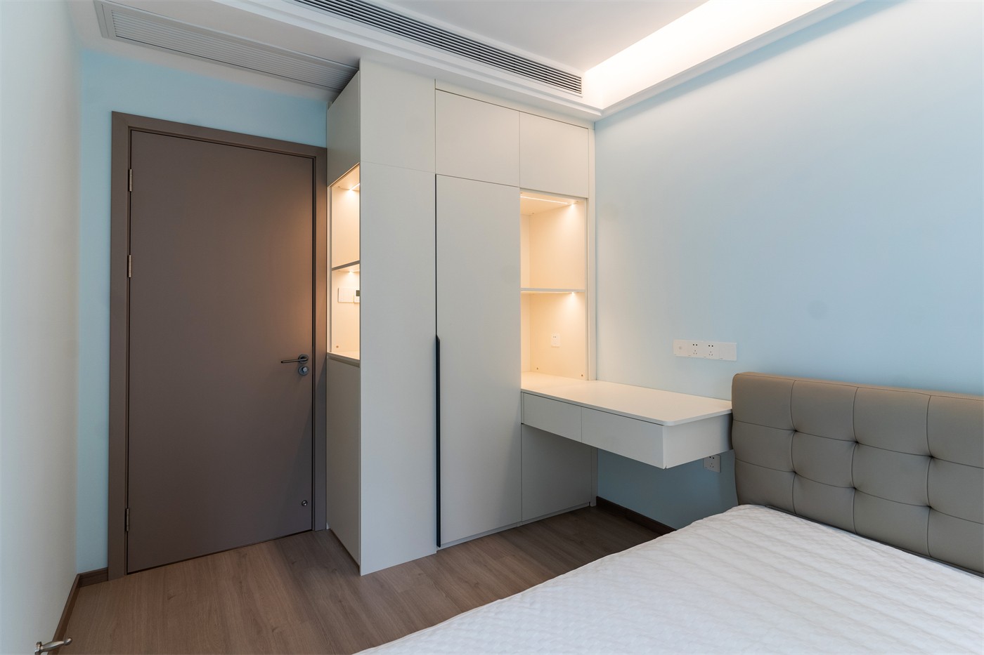 保利天悅臺143平現代風格臥室裝修實景圖