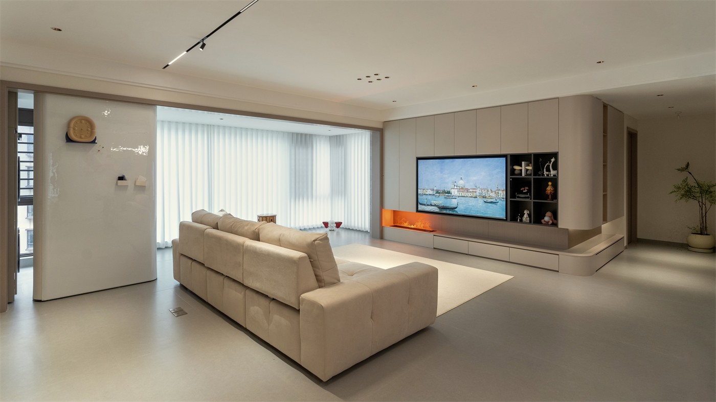 保利天悅臺143平現代風格客廳裝修實景圖