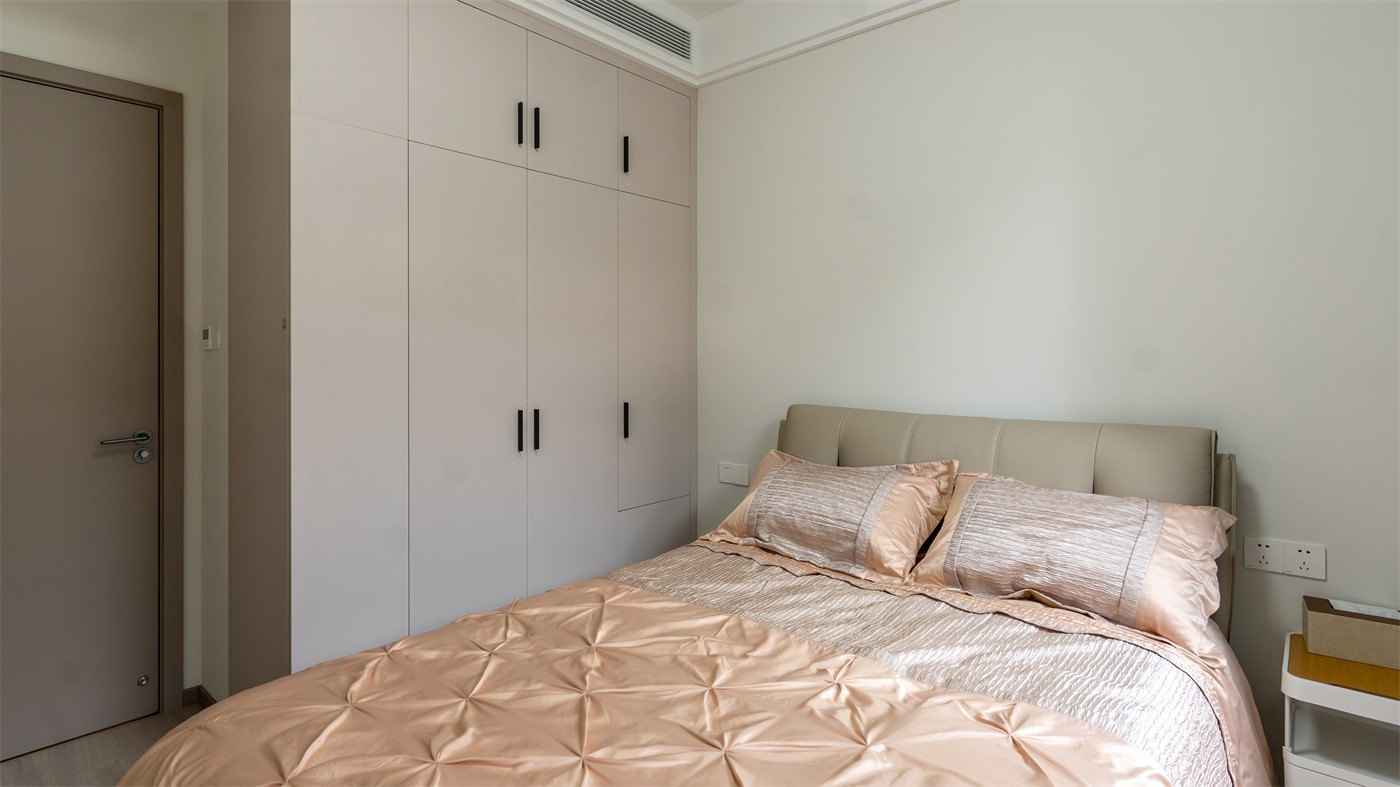 保利天悅臺143平現代風格臥室裝修實景圖