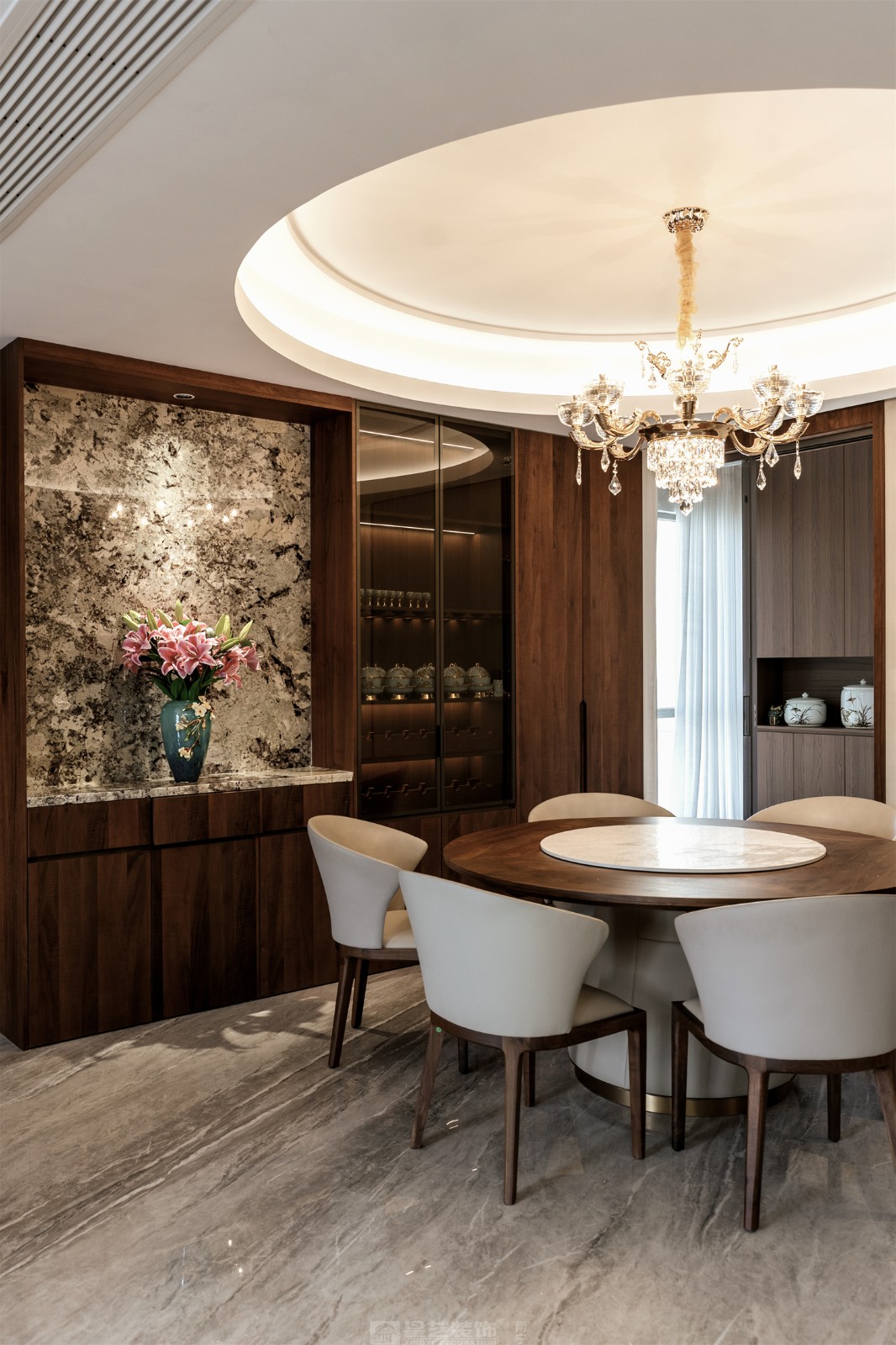 東方皇城260平簡(jiǎn)約中式餐廳完工裝修實(shí)景圖