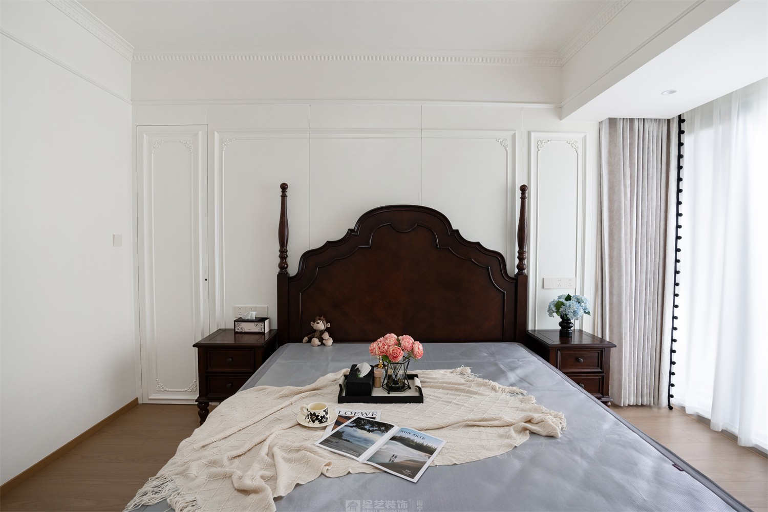 東方尊府118平中古風(fēng)臥室裝修完工實(shí)景圖